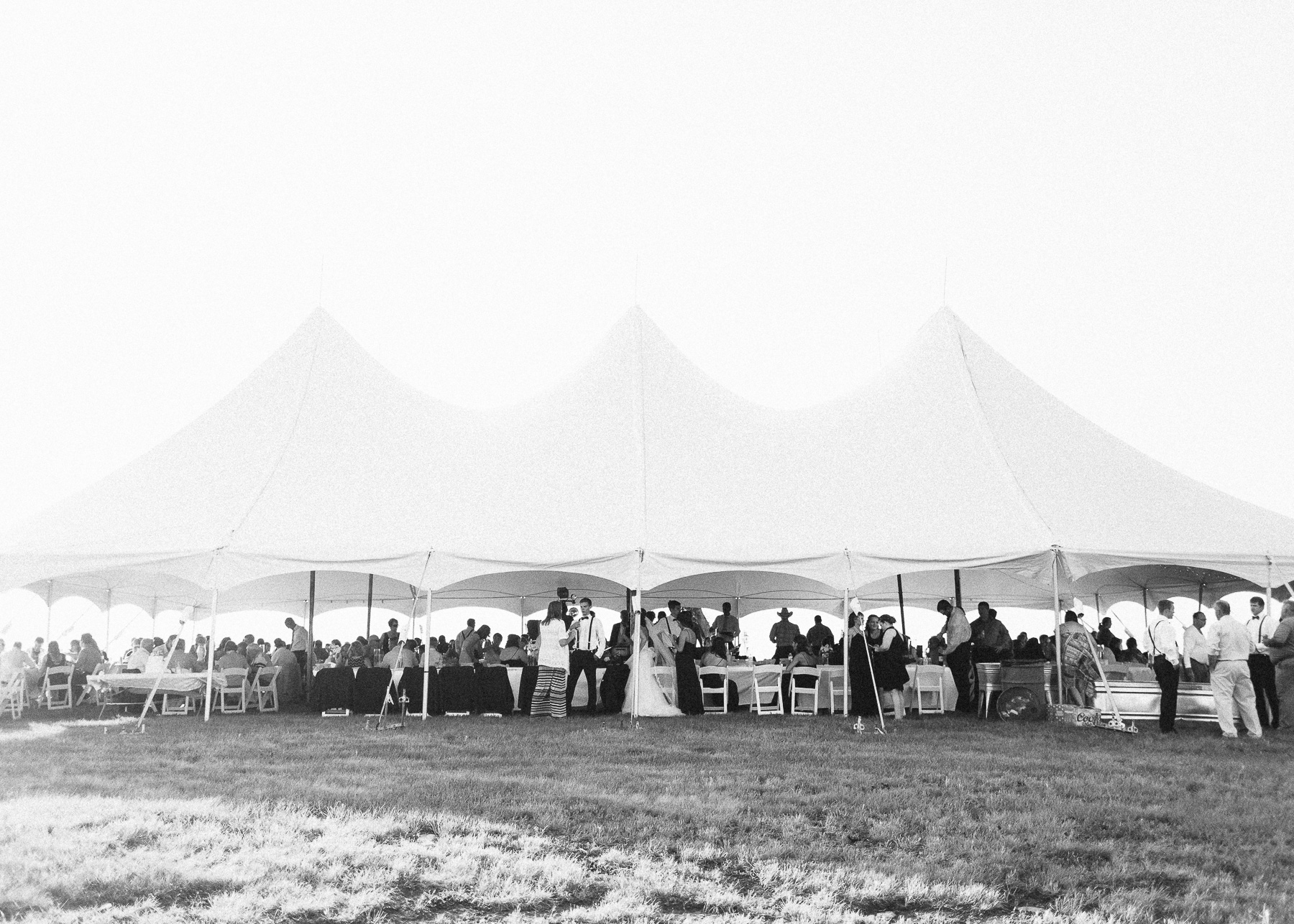 Outdoor tent for reception 