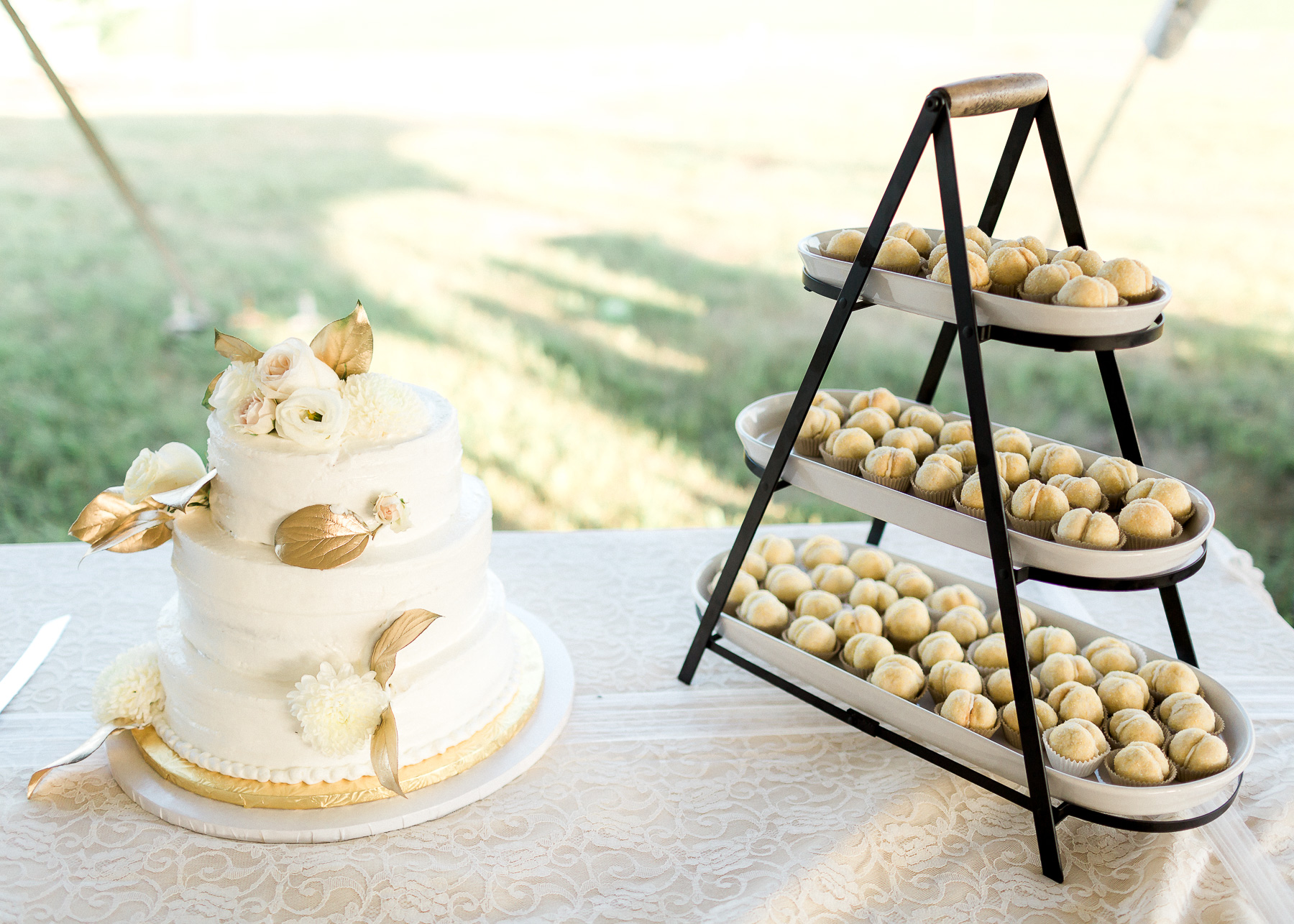 wedding cake and desert