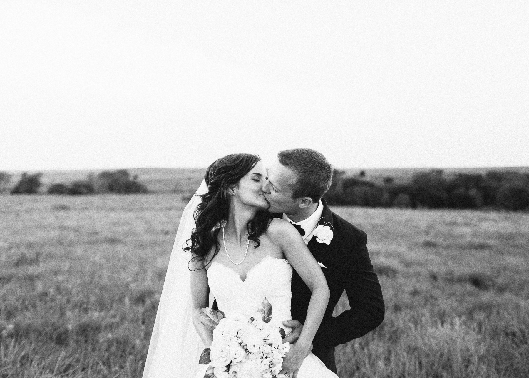 bride and groom sunset portraits