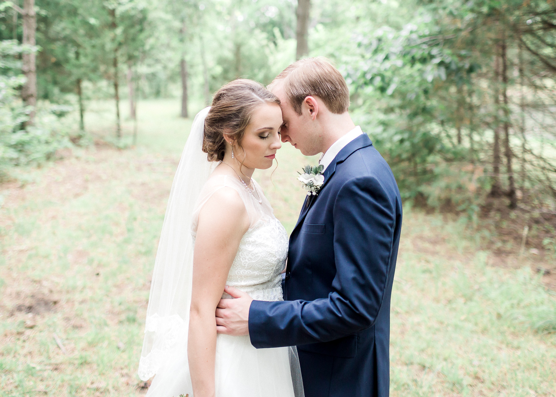 bride and groom portraits